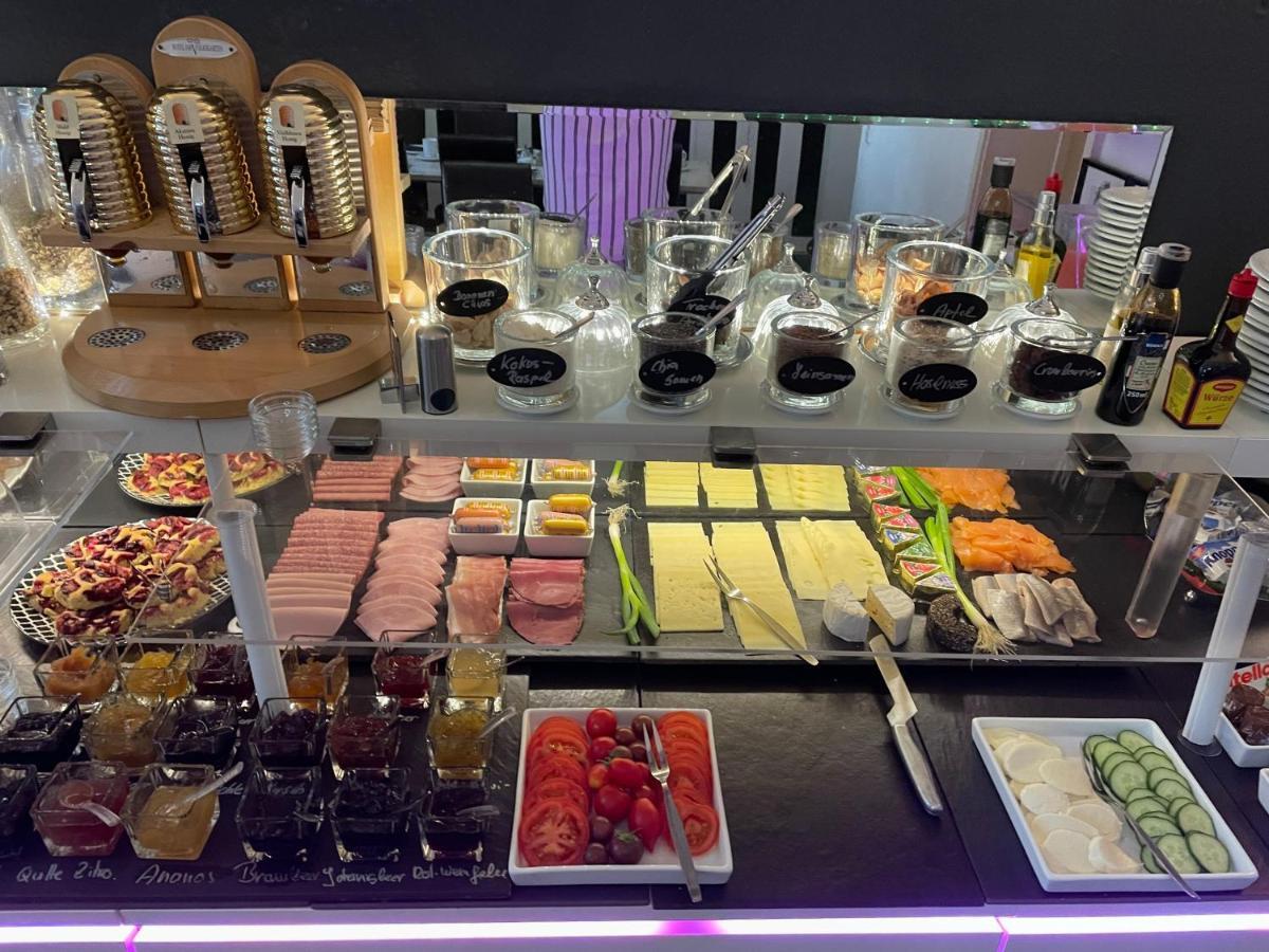 Hotel Am Volksgarten Dusseldorf Ngoại thất bức ảnh