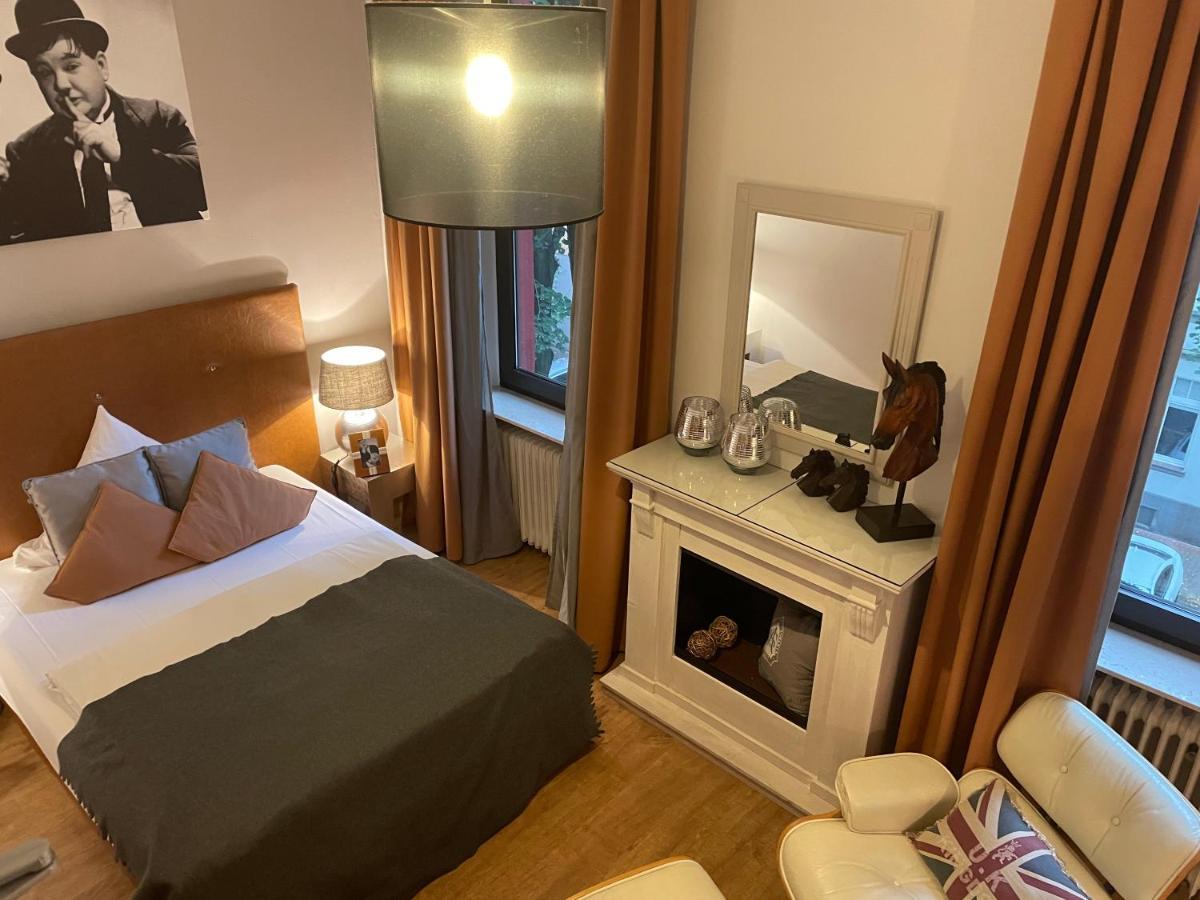 Hotel Am Volksgarten Dusseldorf Ngoại thất bức ảnh