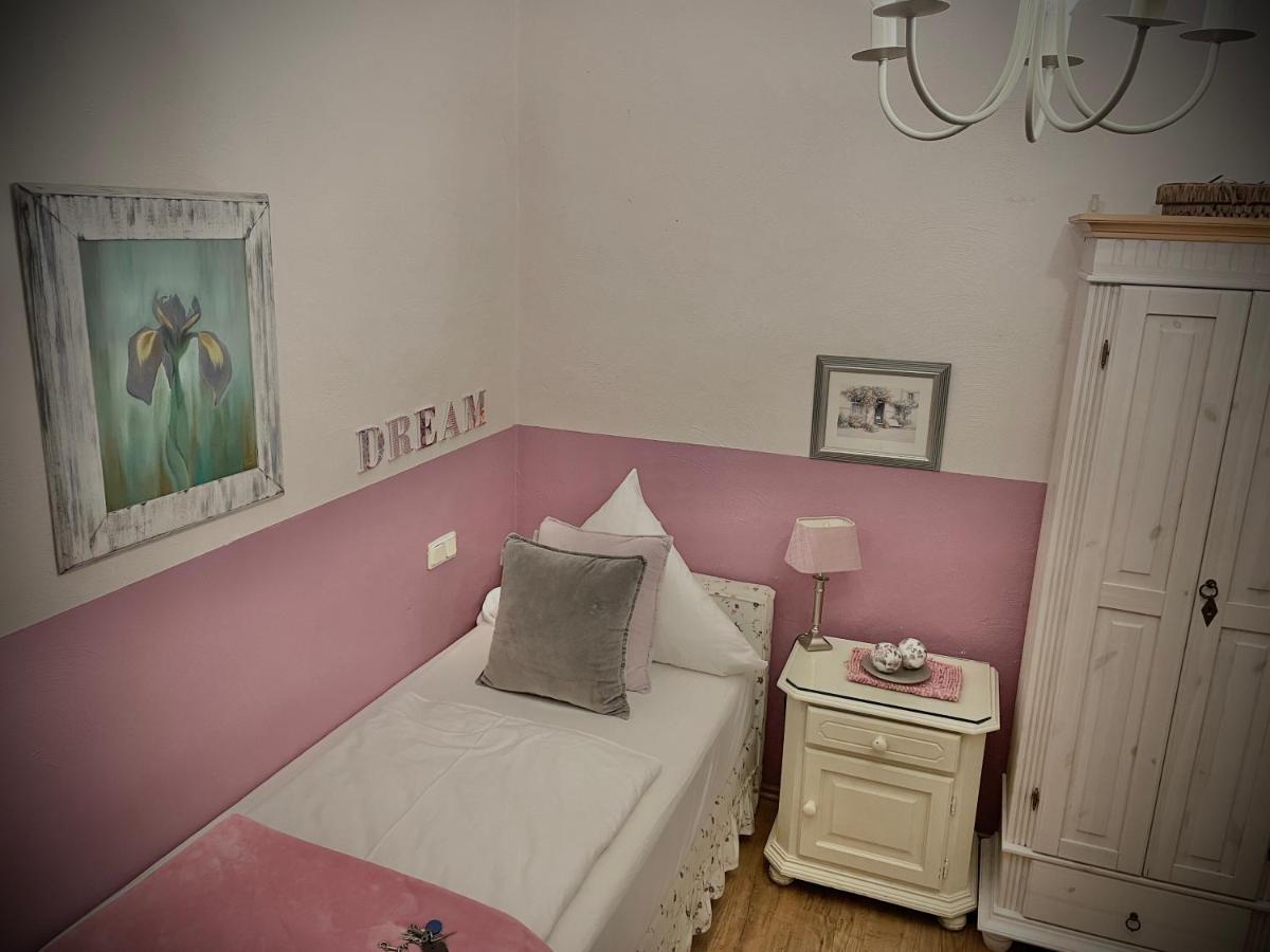 Hotel Am Volksgarten Dusseldorf Ngoại thất bức ảnh