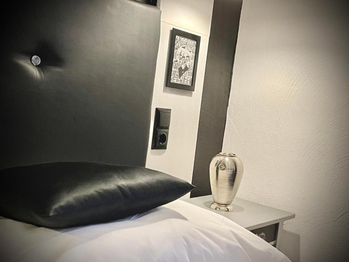 Hotel Am Volksgarten Dusseldorf Ngoại thất bức ảnh